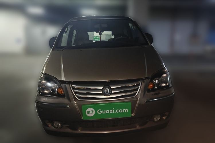 Used FORTHING Lingzhi 2015 V3 1.5L 7-Seater Luxury Model
