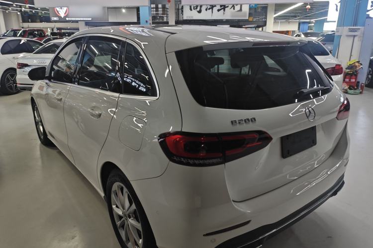 Used Mercedes-Benz B-Class 2022 Updated B 200 Fashion Edition Rear Left 45 Deg