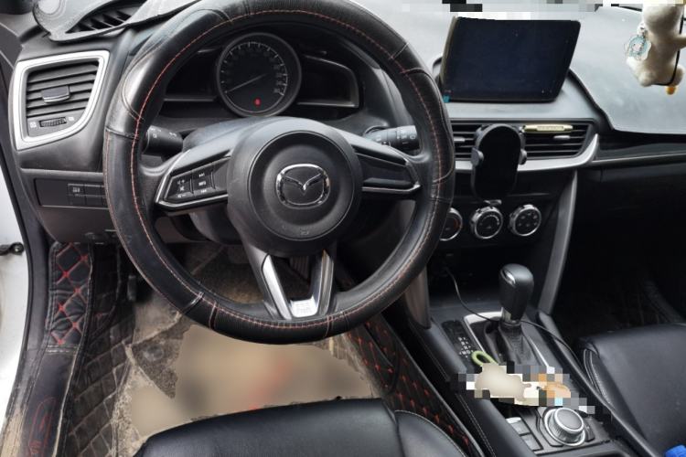 Used Mazda CX-4 2018 2.0L Automatic Two-Wheel Drive Blue Sky Dynamic Version China V Standard Steering Wheel