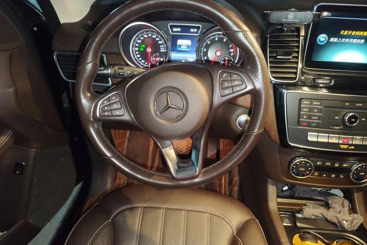 Used Mercedes-Benz GLE 2015 GLE 400 4MATIC Steering Wheel