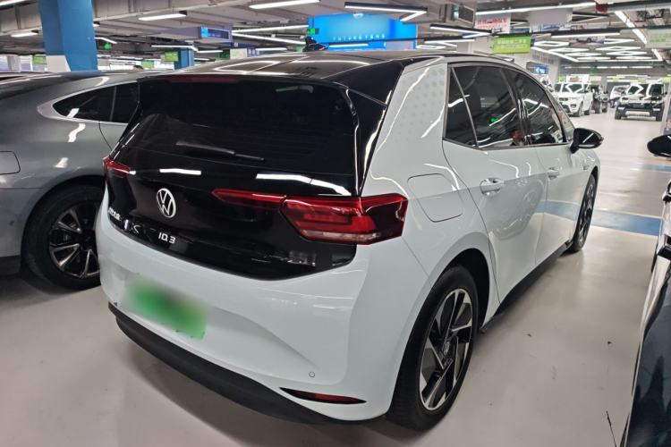 Used Volkswagen ID.3 2023 Pure Smart Edition Rear Right 45 Deg