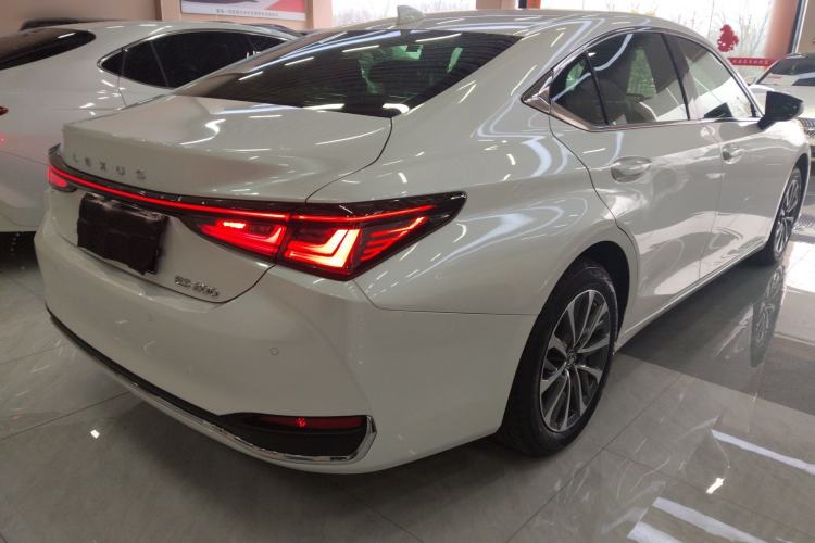 Used Lexus ES 2025 200 Premium Edition