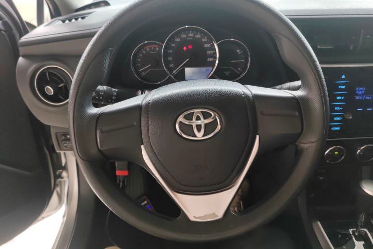 Used Toyota Corolla 2017 Revised Version 1.2T S-CVT GL