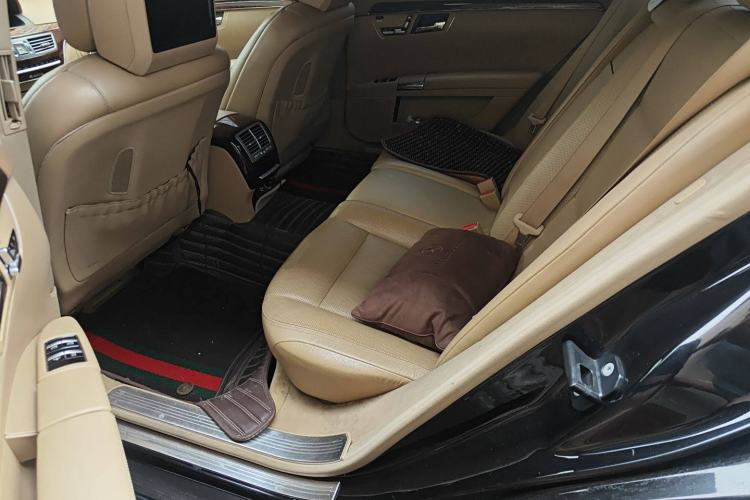 Used Mercedes-Benz S-Class 2010 S 350 L 4MATIC Left Rear Seat