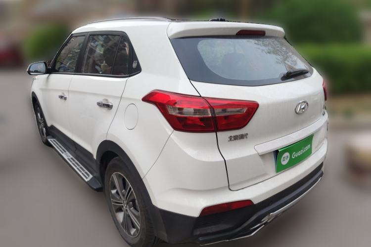 Used Hyundai ix25 2015 1.6L Automatic Two-Wheel Drive Smart GLS Trim Rear Left 45 Deg