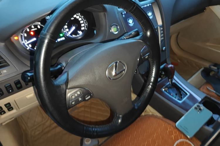 Used Lexus ES 2010 240 Elegant Edition
