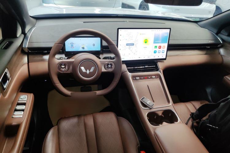 Used Wuling Xingguang S 2024 130 km Flagship Version Center Console