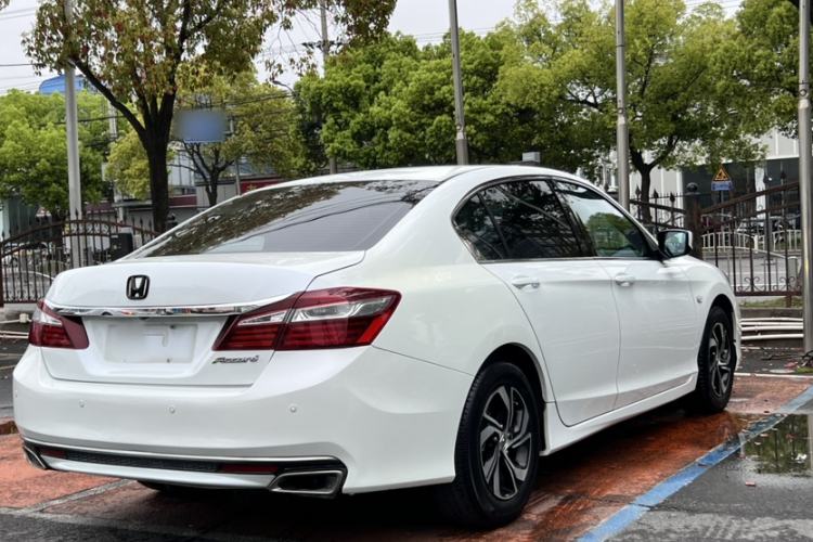 Used Honda Accord 2016 2.0L Elite Edition
