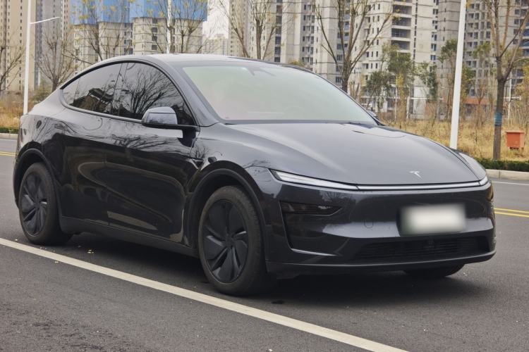 Used Tesla Model Y 2025 Rear-Wheel-Drive Version