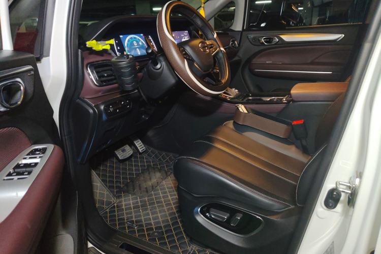 Used GAC Trumpchi M6 2023 PRO 270T DCT Luxury Edition Driver Seat