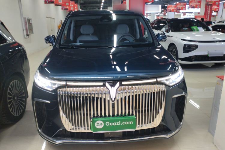 Used VOYAH Dream 2025 PHEV Four-Wheel Drive Prestige Kunpeng Edition
