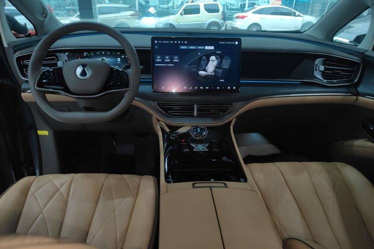 Used Denza D9 2022 DM-i 970 Four-Wheel Drive Flagship Model