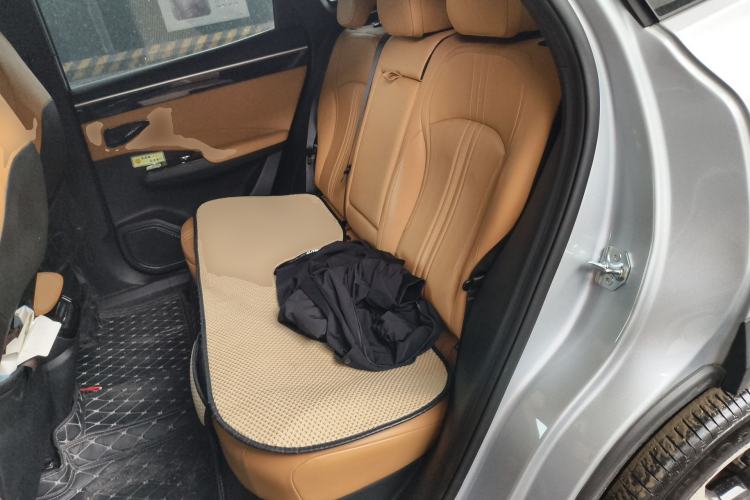 Used Geely Galaxy L7 2024 1.5T 115 km PLUS Dragon Edition
