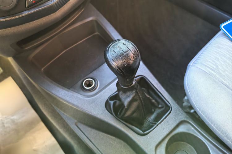 Used Wuling Hongguang 2015 1.5L S Basic Version China V Standard