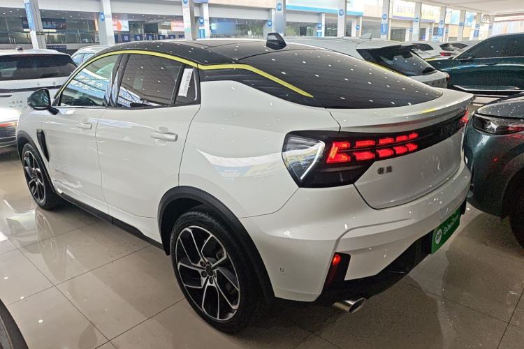 Used Lynk & Co 05 2020 2.0TD Two-Wheel Drive Shine Halo