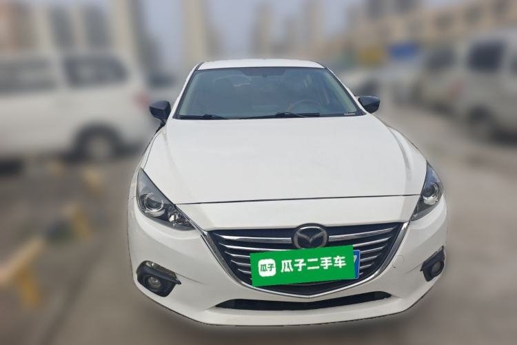 Used Mazda 3 Axela 2016 Sedan 1.5L Automatic Comfort Model