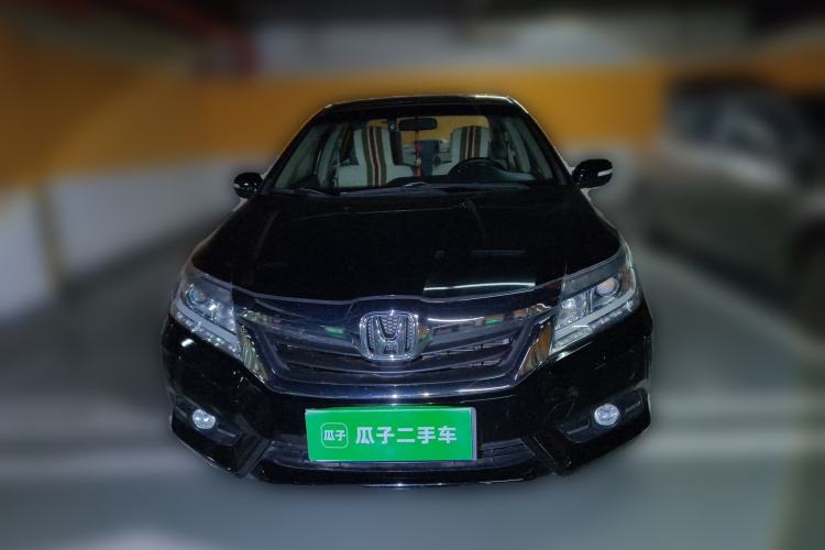 Used Honda Crider 2013 1.8L automatic luxury edition Front