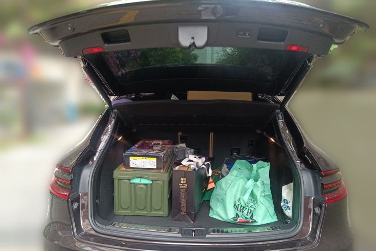 Used Porsche Macan 2017 Macan 2.0T Trunk