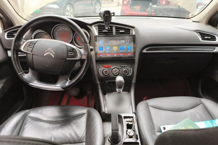 Used Citroen C4L 2014 1.6THP Intelligent Drive Automatic Dynamic Model Center Console