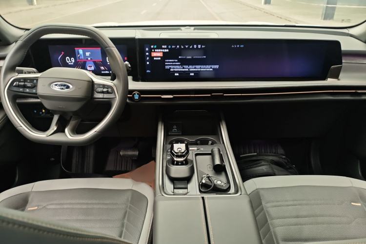 Used Ford Edge 2023 Ford Explorer L 2.0T EcoBoost Four-Wheel Drive 7-Seater Supreme Model
