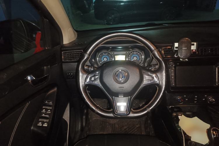 Used Dongfeng Fengon 580 2017 1.8L Manual Comfort Model
