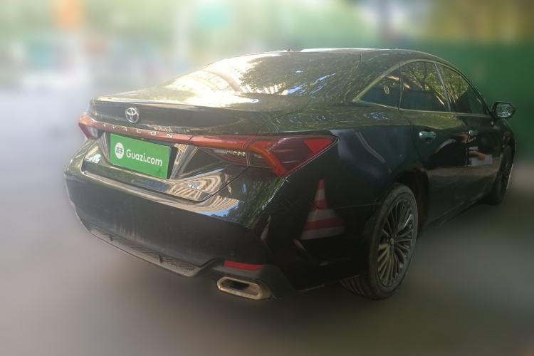 Used Toyota Avalon 2022 2.0L XLE Premium Edition