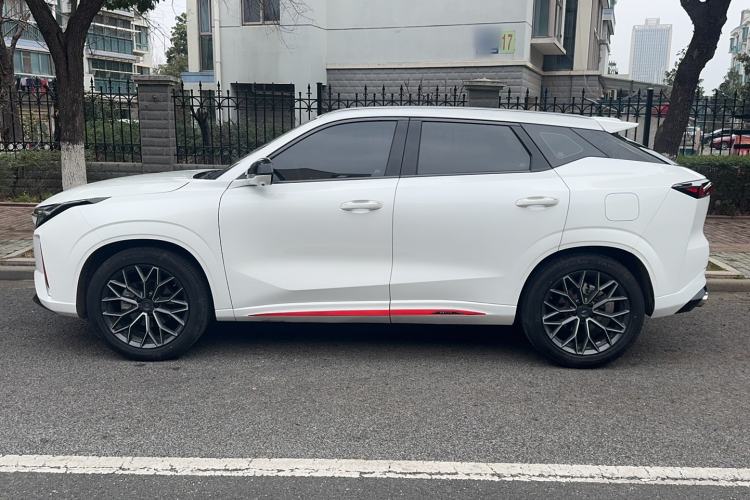 Used Oshan Z6 2023 Blue Whale 1.5T DCT Smart Luxury Model