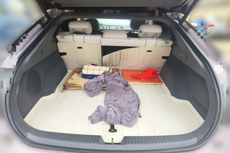 Used XPeng P7+ 2026 Model, Range-Extended 1550 Max Flagship Edition Trunk