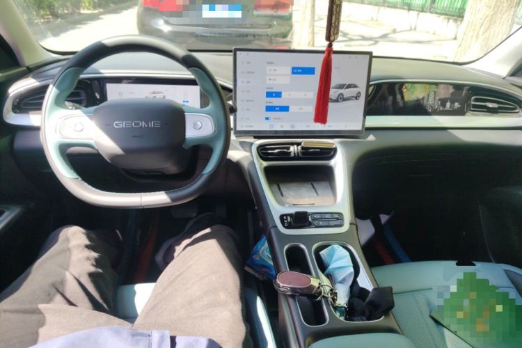 Used Geely Galaxy Geome 2025 UP 410km Exploration+ Edition
