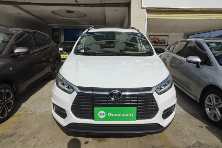 Used BYD Yuan New Energy 2019 EV360 Smart Connect Enjoyment Model
