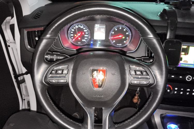 Used Roewe RX5 2018 20T Two-Wheel Drive Manual Flagship Edition Steering Wheel