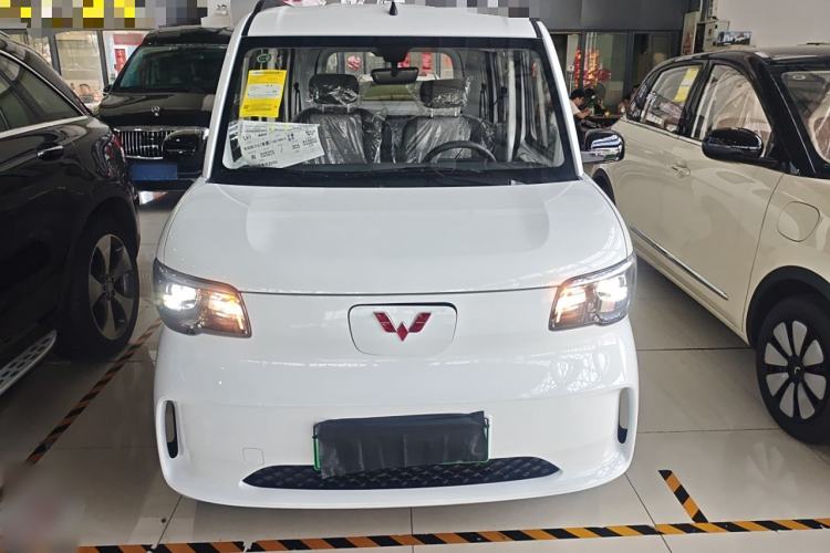 Used Wuling Zhiguang New Energy 2025 Model 305km Ambitious Edition