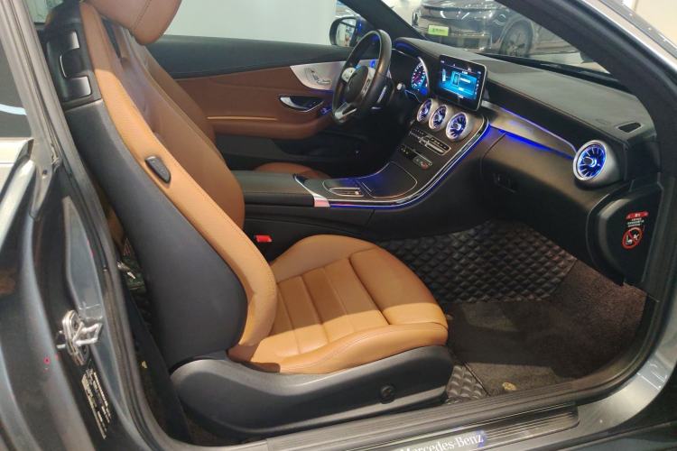 Used Mercedes-Benz C-Class 2019 C 260 Coupe Right Front Seat