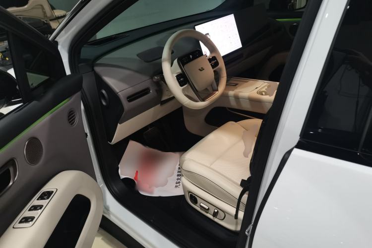 Used Li Auto Li Auto i6 2025 Model Four-Wheel-Drive Standard Type