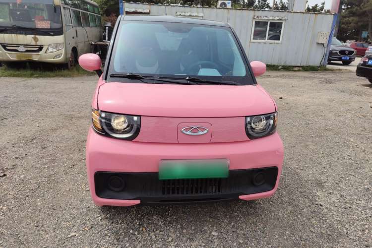 Used Chery New Energy QQ Ice Cream 2022 120km Conical Shape Lithium Iron Phosphate
