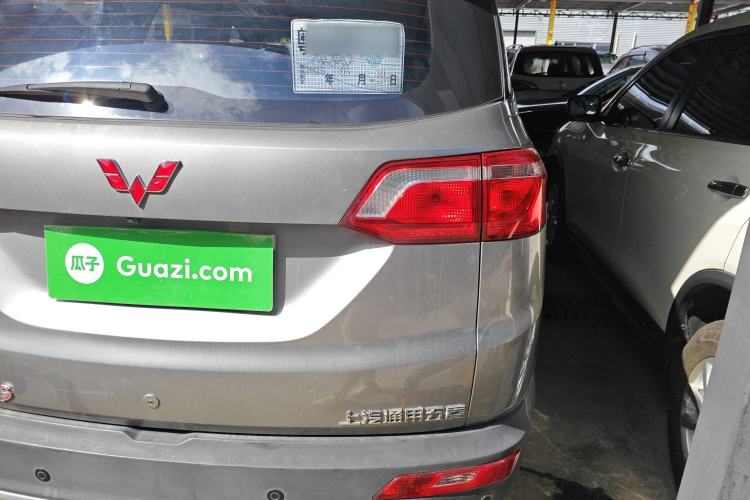 Used Wuling Hongguang S3 2018 1.5L Manual Luxury Model China V Standard