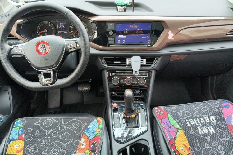 Used Volkswagen Tharu 2019 330TSI Four-Wheel Drive Luxury Edition China VI Standard