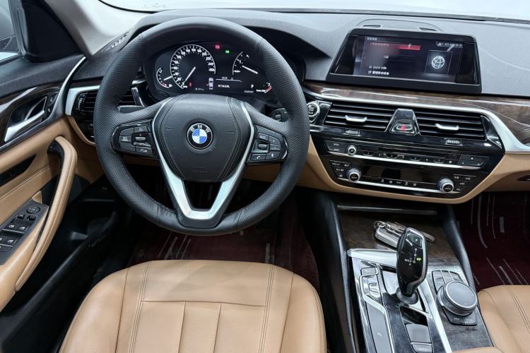 Used BMW 5 Series 2018 528Li Launch Special Edition Interior 3