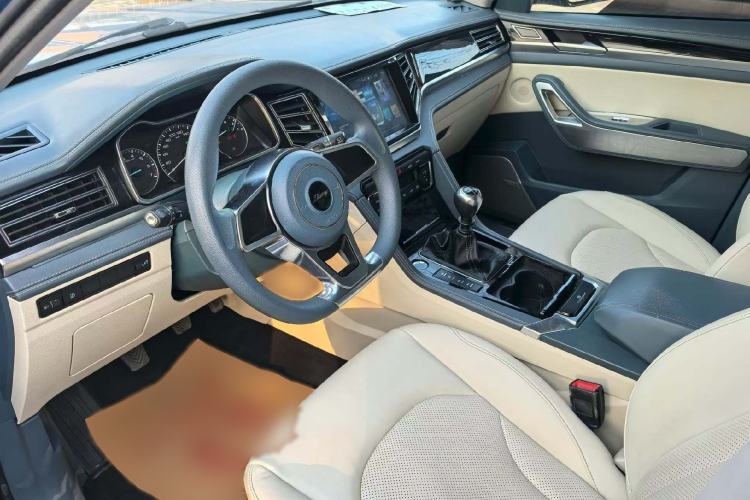 Used Zotye Domy X7 2017 1.5T Manual Luxury Model