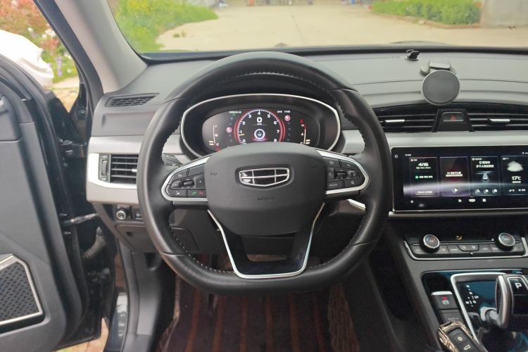 Used Geely Auto Emgrand X7 Sport 2022 1.8TD DCT Zhiya Trim
