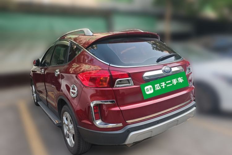 Used Bestune X80 2013 2.0L automatic luxury version
