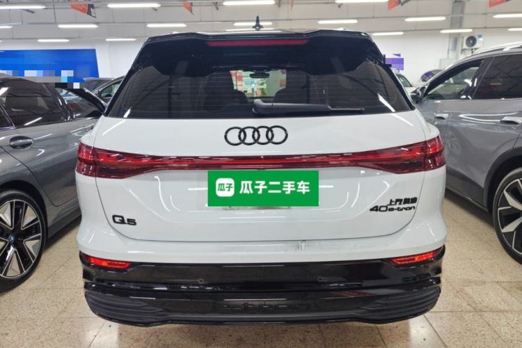 Used Audi Q5 e-tron 2023 40 e-tron Shining Edition Mecha Kit
