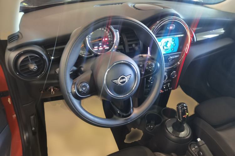 Used MINI MINI 2018 1.5T COOPER Classic Edition