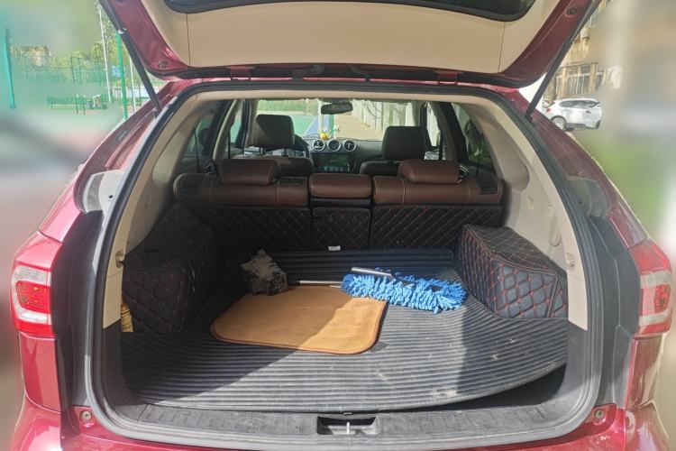 Used BYD Tang New Energy 2015 2.0T Four-Wheel-Drive Flagship Model Trunk