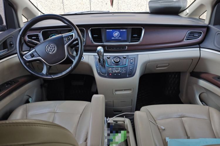 Used Buick GL8 2014 3.0L GT Luxury Business Haoya Edition
