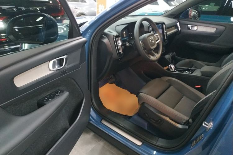 Used Volvo XC40 2024 B3 Zhiyuan Luxury Edition