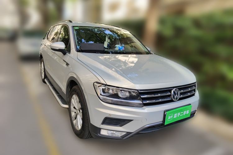 Used Volkswagen Tiguan L 2017 330TSI Automatic Two-Wheel Drive Luxury Edition
