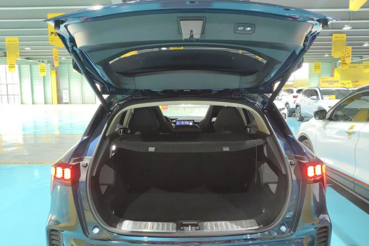 Used Lynk & Co 06 2020 1.5T YAO Halo