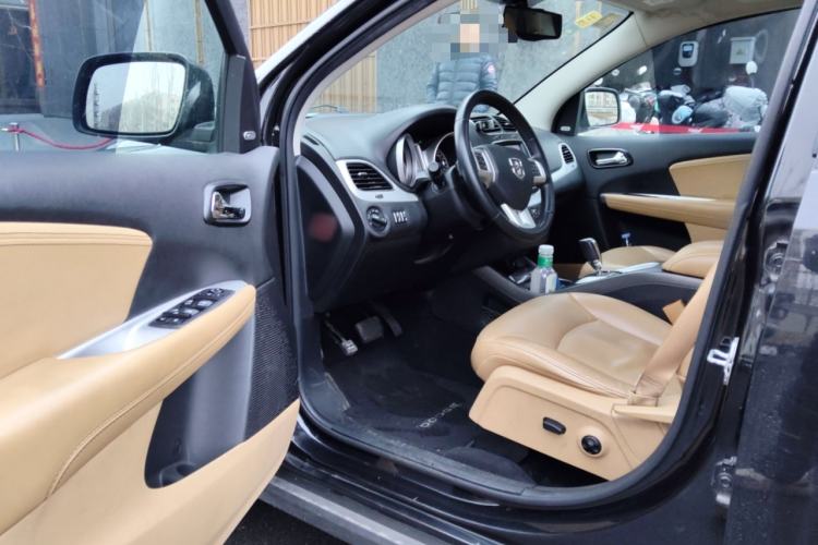 Used Dodge Journey 2014 2.4L Two-Wheel Drive Touring Edition