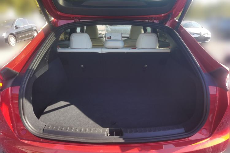 Used ONVO L60 2024 60 kWh Rear-Drive Version